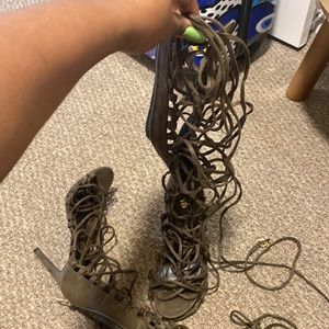 Criss cross strappy sandals